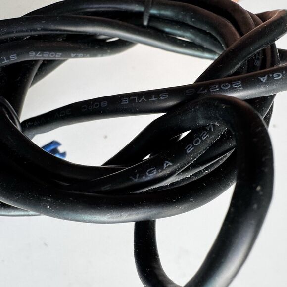 HDMI to VGA Video Converter Adapter Cable – Supports 1080P for PC/DVD - Picture 7 of 7